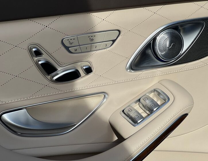 Mercedes-Benz Třídy S Sedan / Limuzína 6,0 l 390 kw