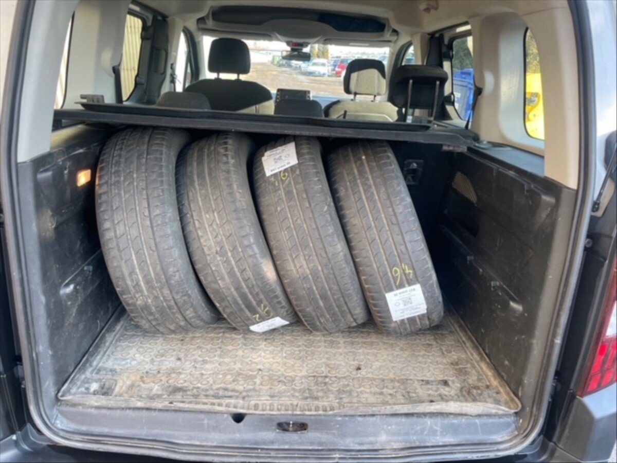 Peugeot Ostatní Kombi 1,5 l 96 kw