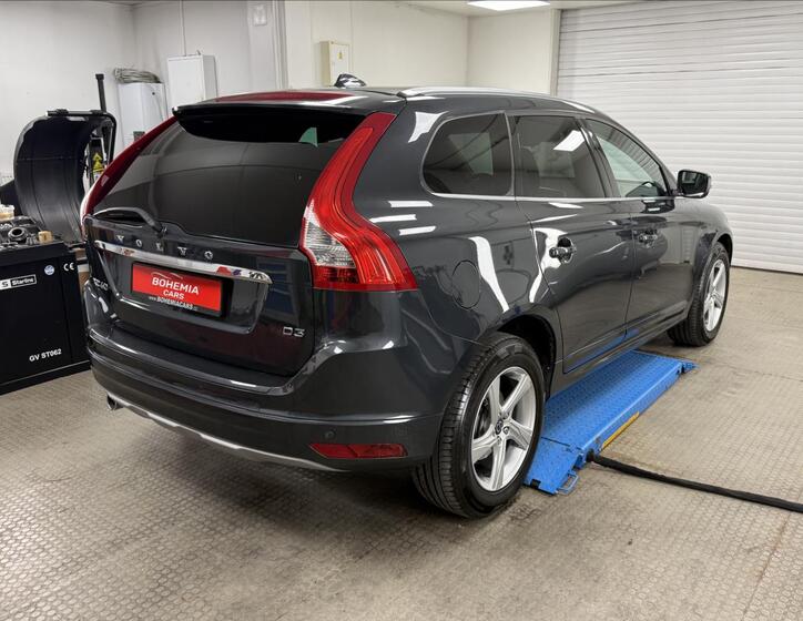 Volvo XC60 6