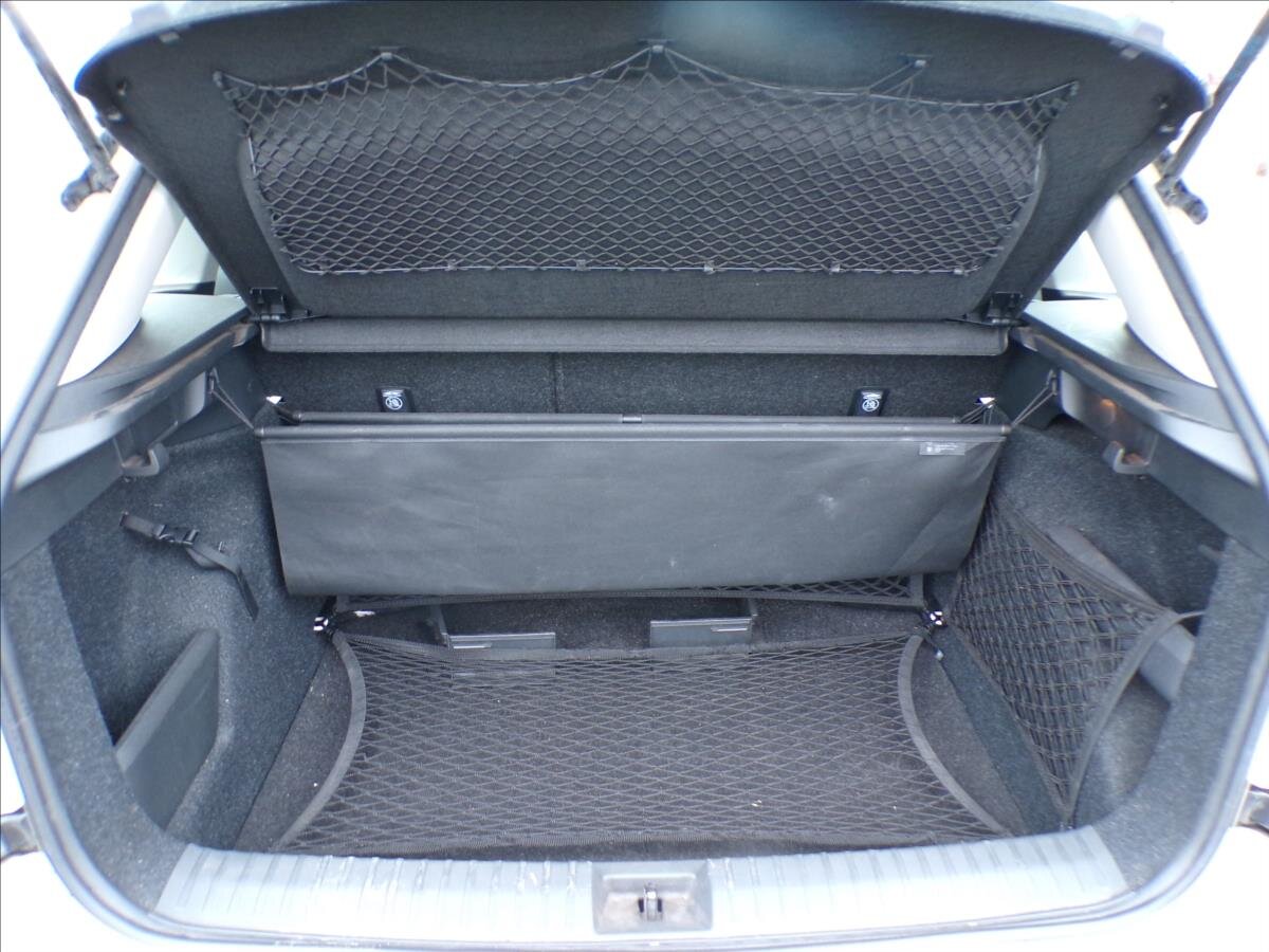 Škoda Kamiq Hatchback 999,0 70 kw