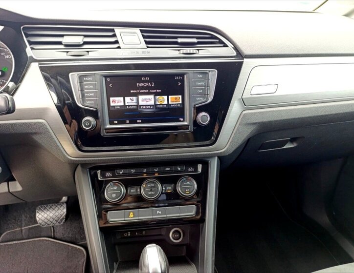 Volkswagen Touran MPV 2,0 l 110 kw