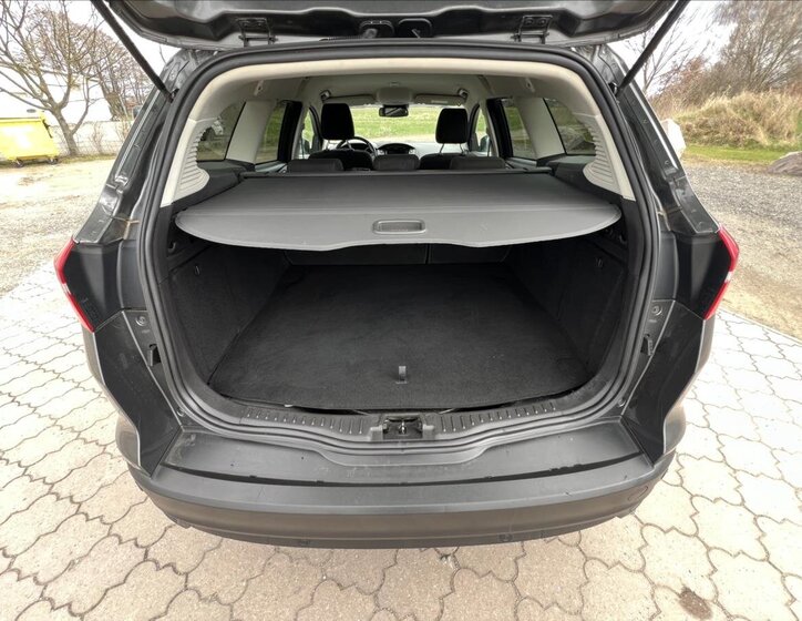 Ford Focus Kombi 999,0 92 kw