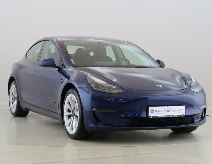 Tesla Model 3 Sedan / Limuzína 0,0 0