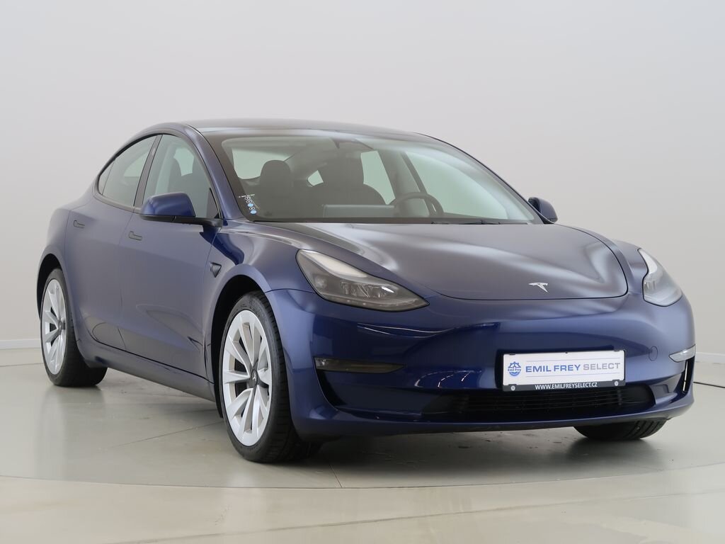 Tesla Model 3 Sedan / Limuzína 0,0 0