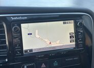 Mitsubishi Outlander SUV / Terénní 2,3 l 110 kw