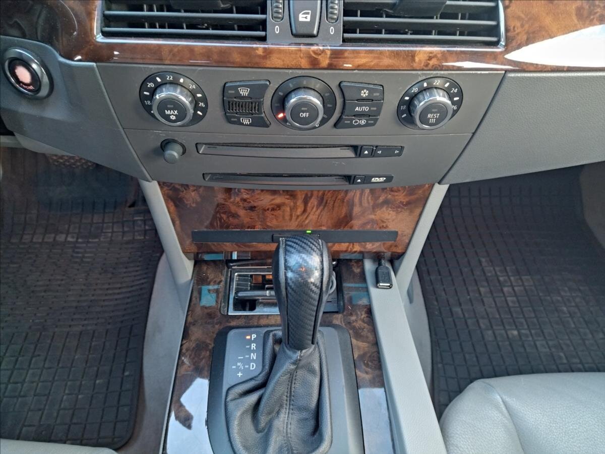 BMW Řada 5 Sedan 3,0 l 170 kw