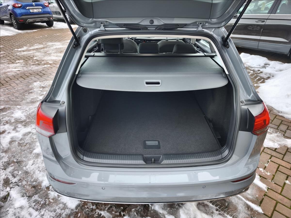 Volkswagen Golf Kombi 1,5 l 96 kw