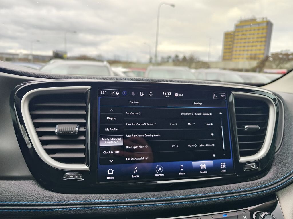 Chrysler Pacifica MPV 3,6 l 214 kw