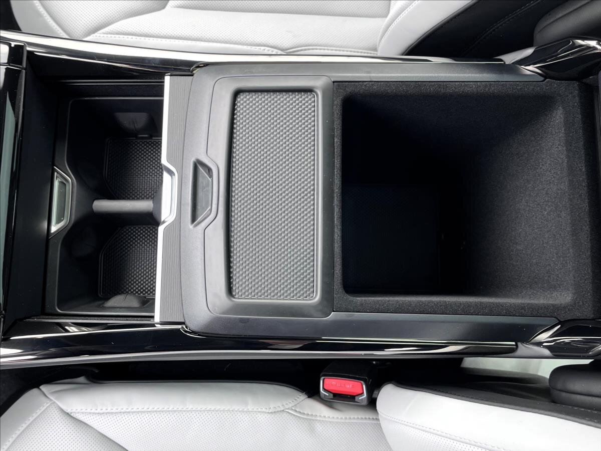 Land Rover Range Rover Sport SUV / Terénní 3,0 l 183 kw