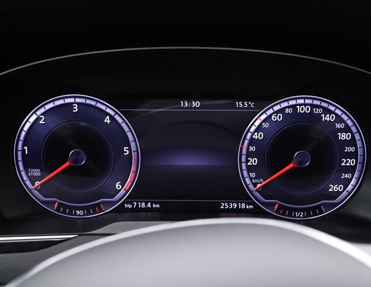 Volkswagen Passat Kombi 2,0 l 110 kw