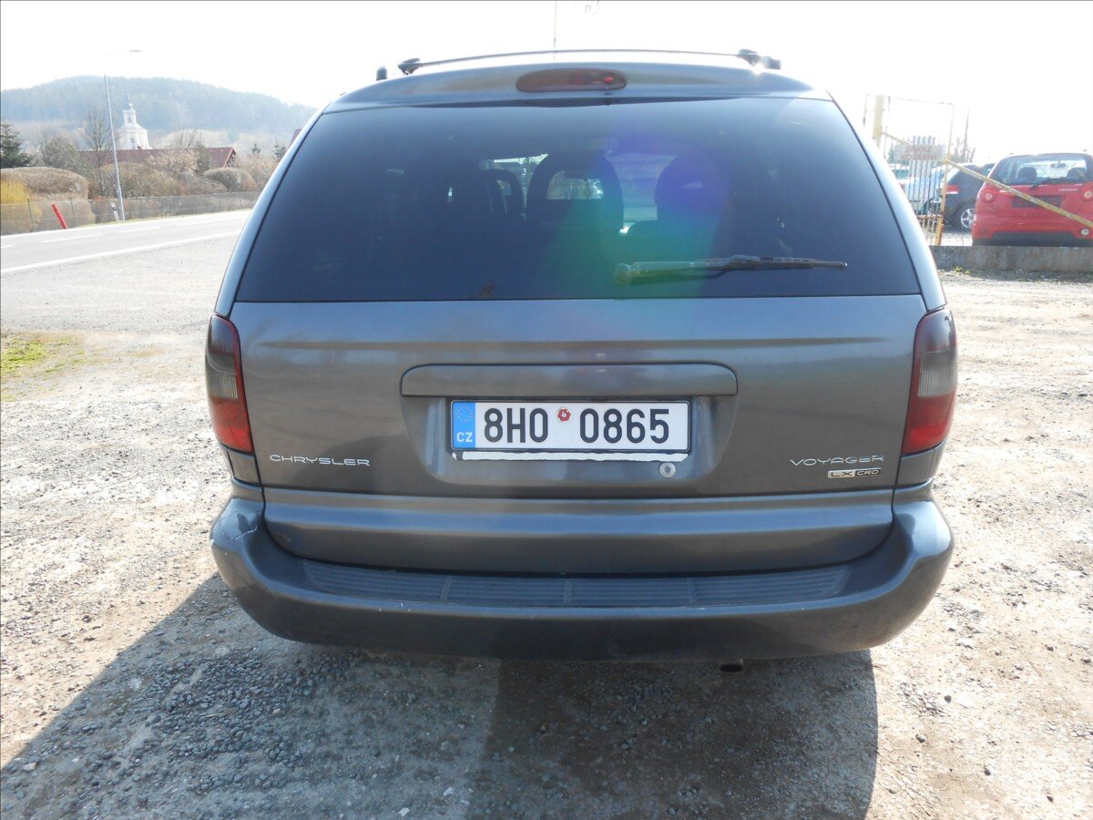 Chrysler Voyager Kombi 2,5 l 105 kw