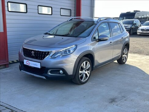 Peugeot 2008 SUV / Terénní 1,2 l 81 kw