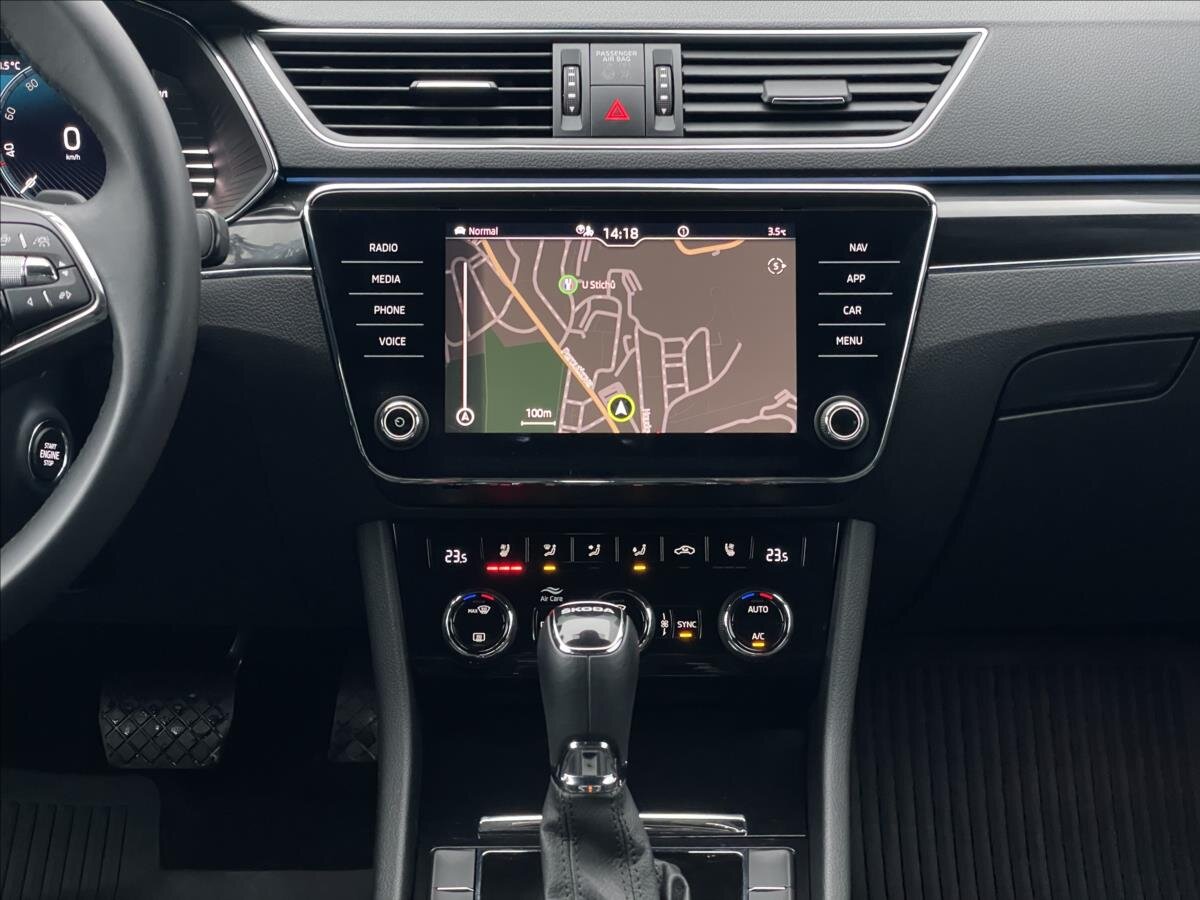 Škoda Superb Kombi 2,0 l 110 kw