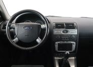 Ford Mondeo 17