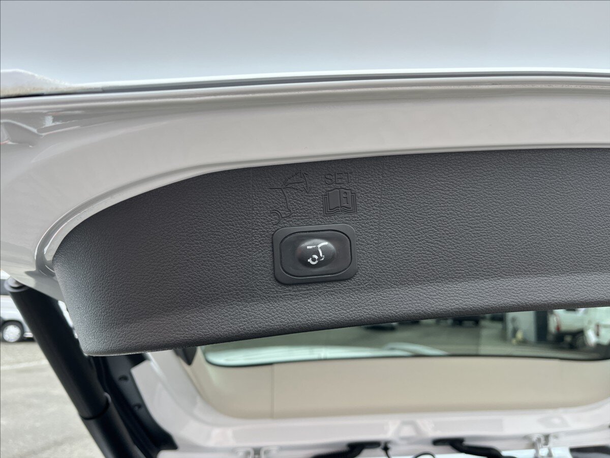 Ford Kuga Kombi 2,0 l 132 kw