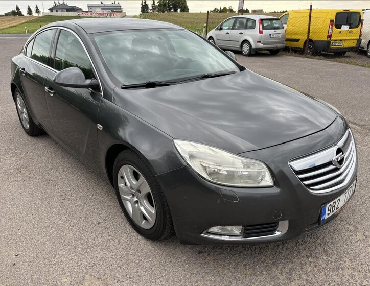 Opel Insignia Liftback 2,0 l 96 kw