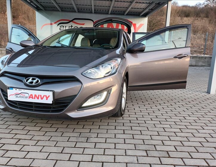 Hyundai i30 Hatchback 1,6 l 88 kw
