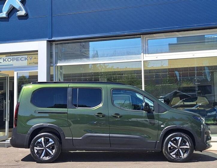 Peugeot Rifter 8