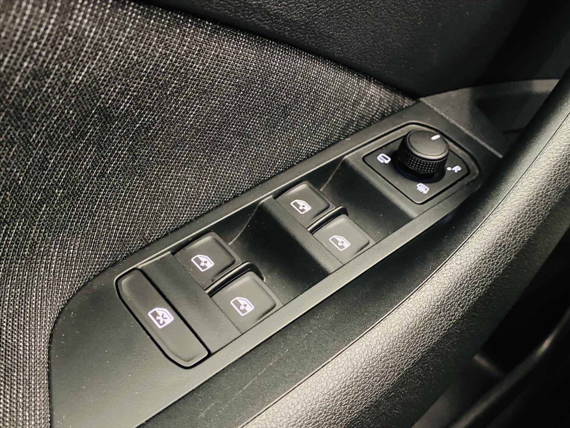 Škoda Kamiq Hatchback 999,0 81 kw