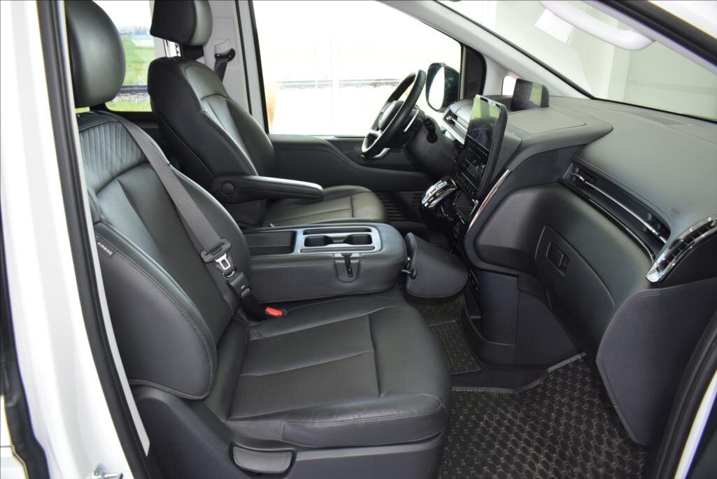 Hyundai Staria MPV 2,2 l 130 kw