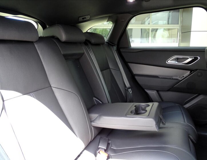 Land Rover Range Rover Velar SUV / Terénní 2,0 l 297 kw