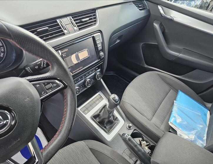 Škoda Octavia 12