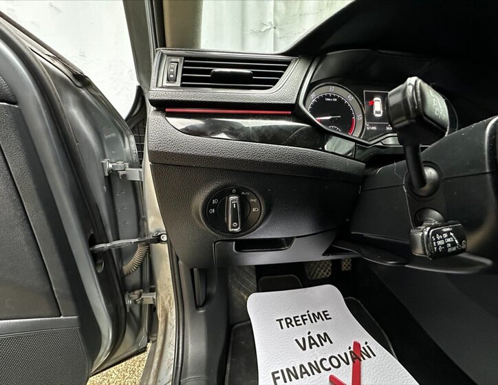 Škoda Superb Kombi 2,0 l 110 kw