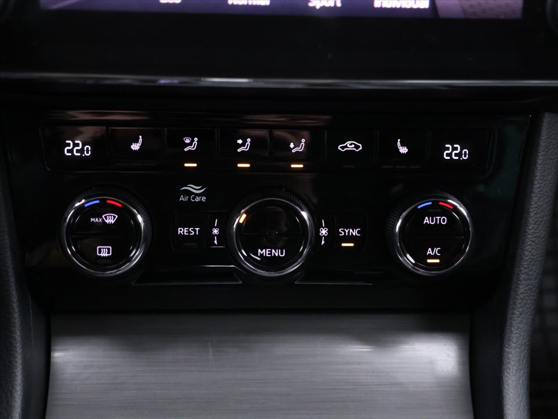 Škoda Superb Kombi 2,0 l 110 kw