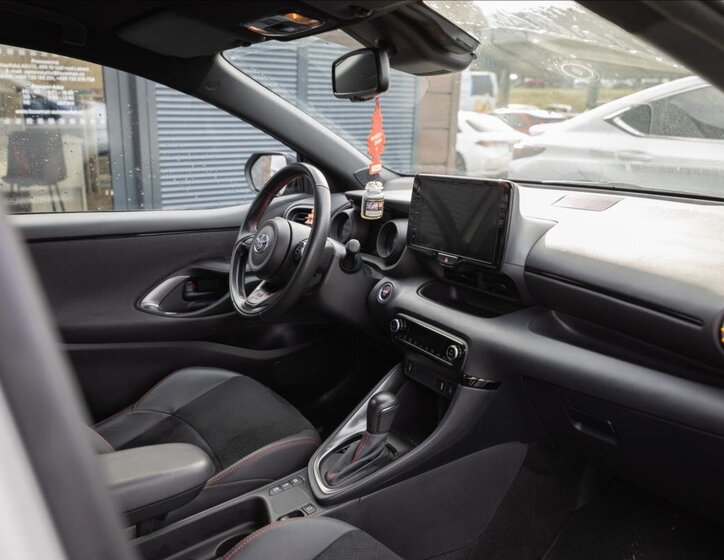 Toyota Yaris Hatchback 1,5 l 68 kw