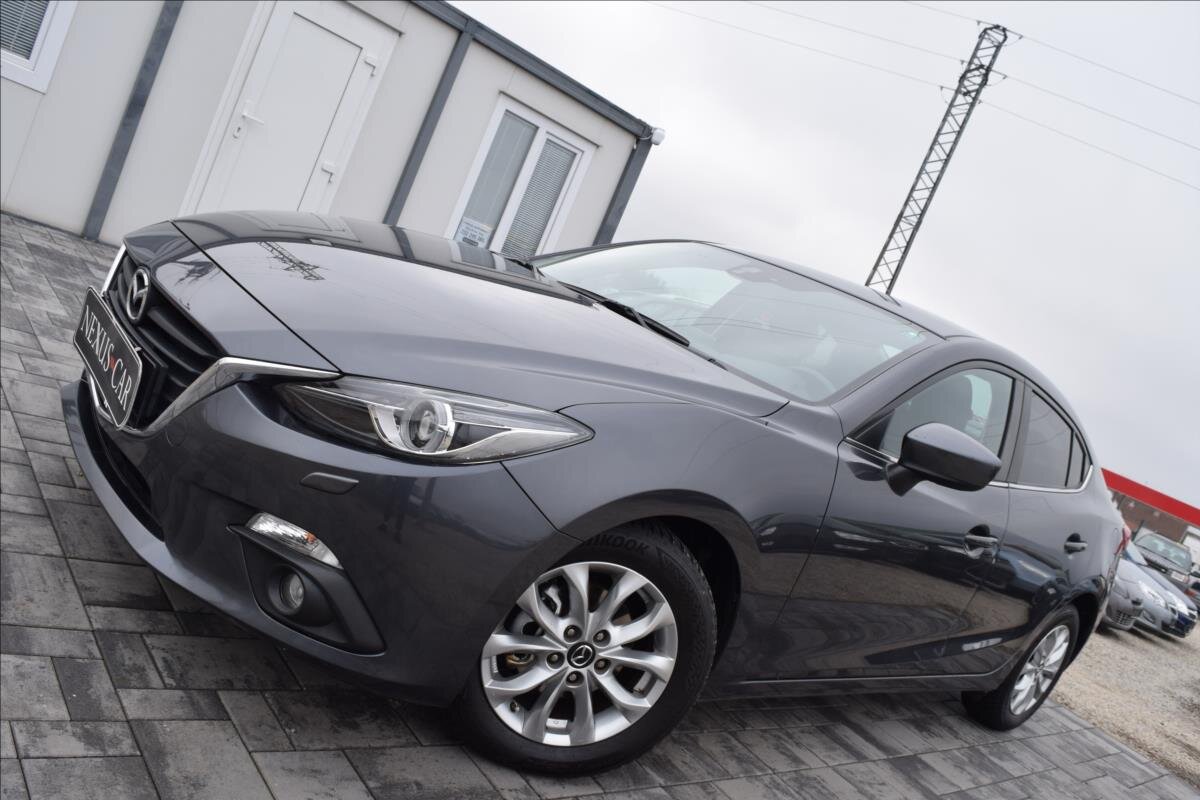 Mazda 3 Sedan 1,5 l 74 kw