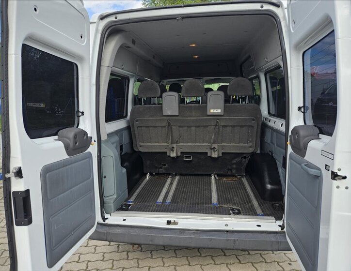 Ford Transit 5