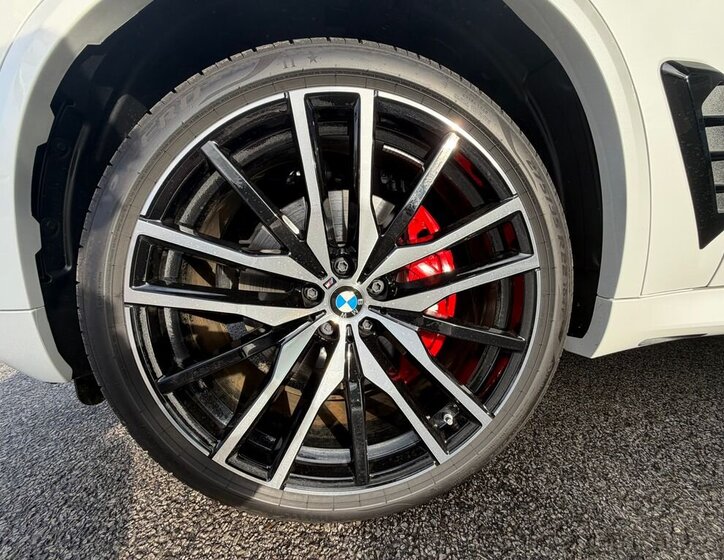 BMW X5 SUV / Terénní 3,0 l 250 kw