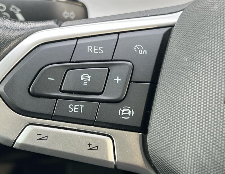 Volkswagen Golf Hatchback 1,5 l 96 kw