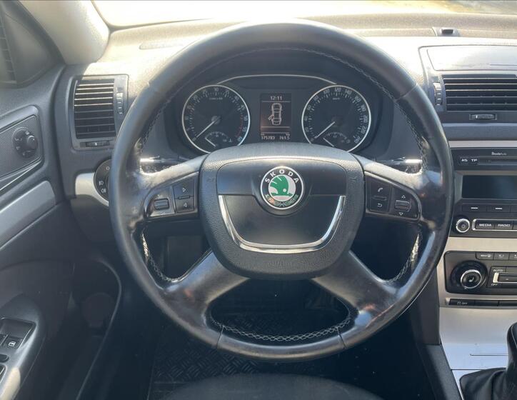 Škoda Octavia 14