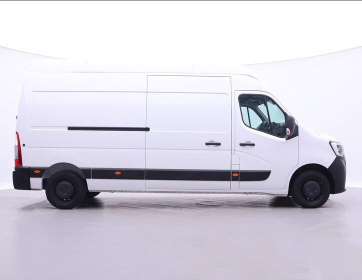 Renault Master 8