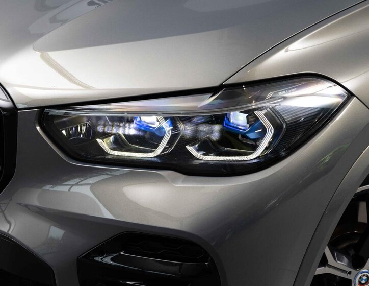 BMW X5 SUV / Terénní 3,0 l 210 kw
