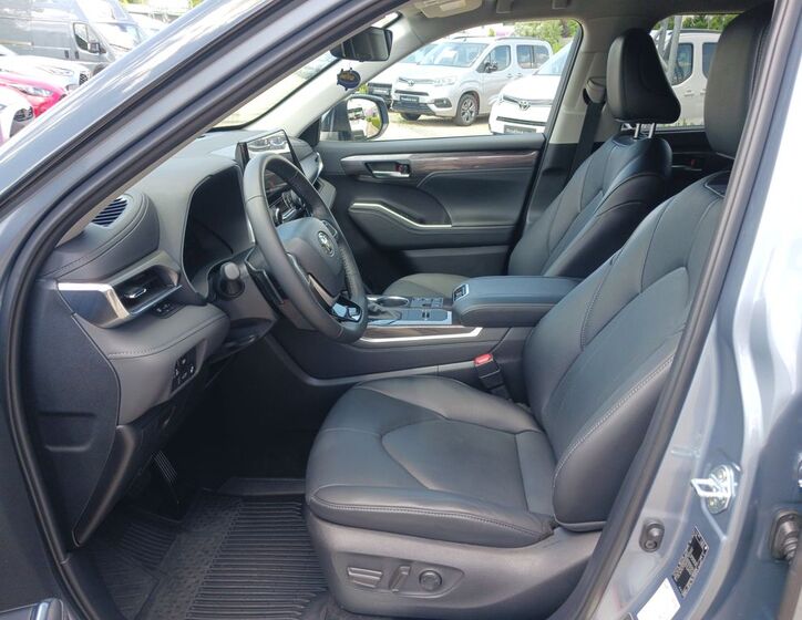 Toyota Highlander 10