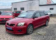 Toyota Avensis Kombi 2,0 l 93 kw