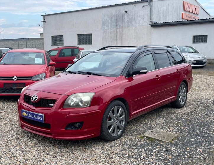 Toyota Avensis Kombi 2,0 l 93 kw