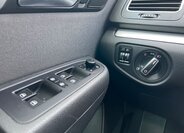 Volkswagen Sharan MPV 2,0 l 103 kw