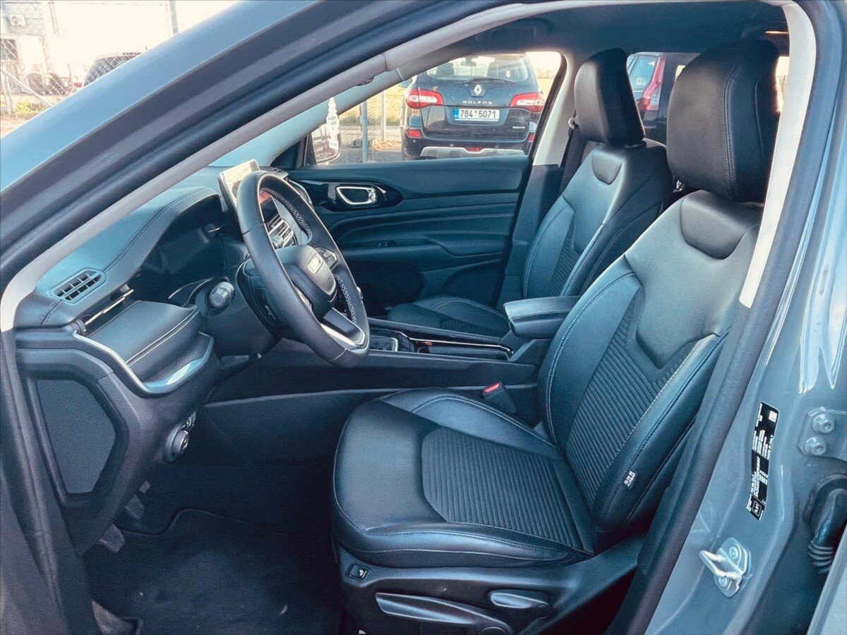 Jeep Compass SUV / Terénní 1,6 l 96 kw