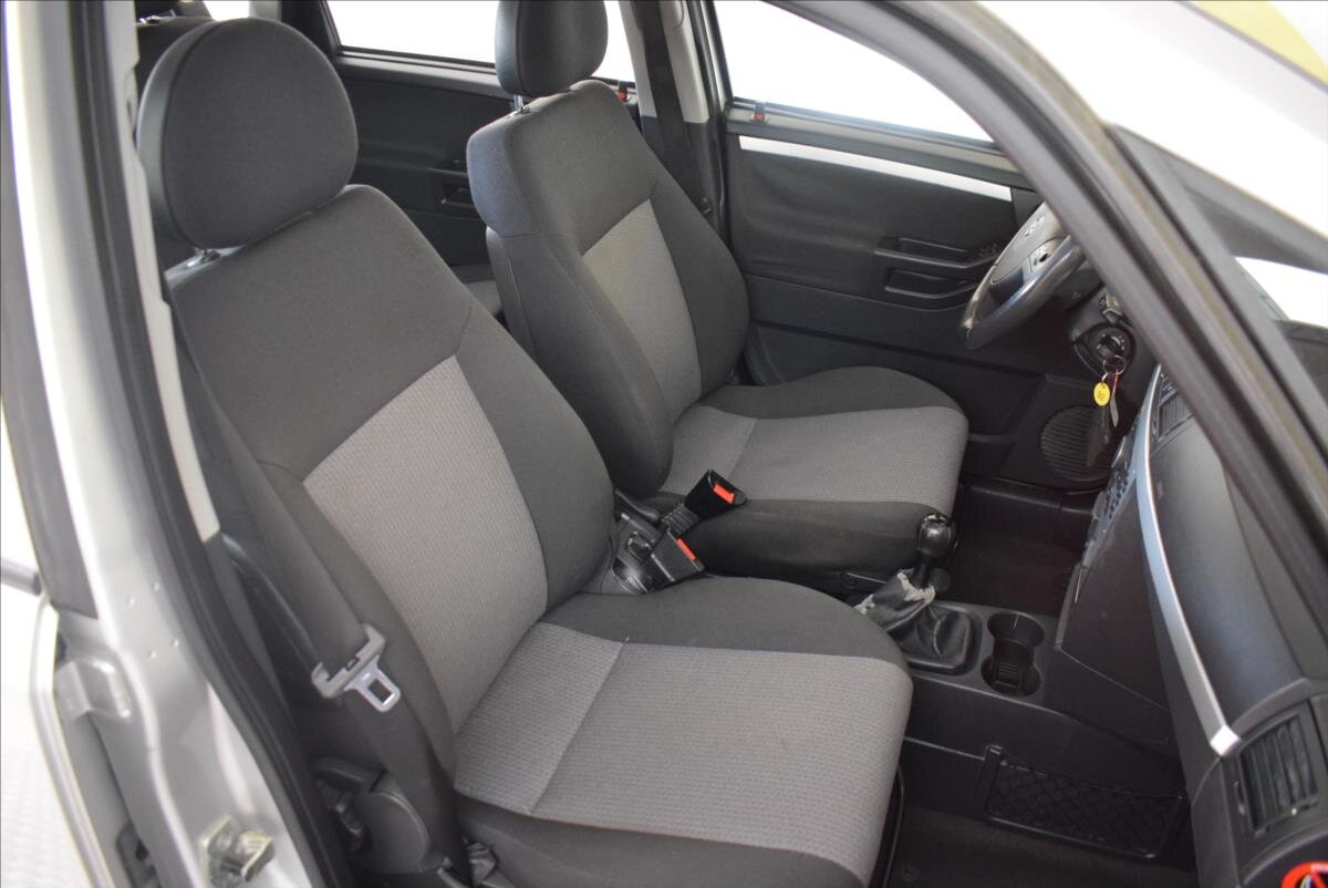 Opel Meriva MPV 1,7 l 74 kw