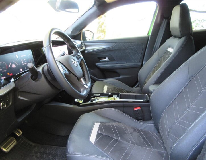 Opel Mokka Hatchback 1,2 l 96 kw