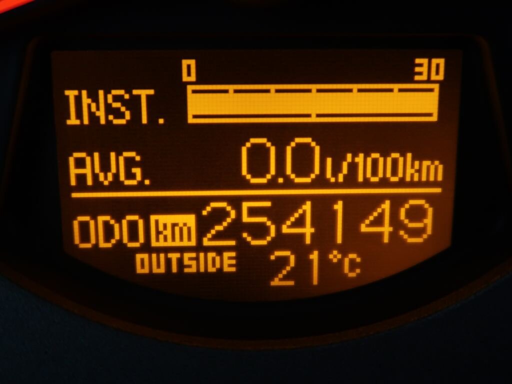 Toyota RAV4 SUV / Terénní 2,0 l 116 kw