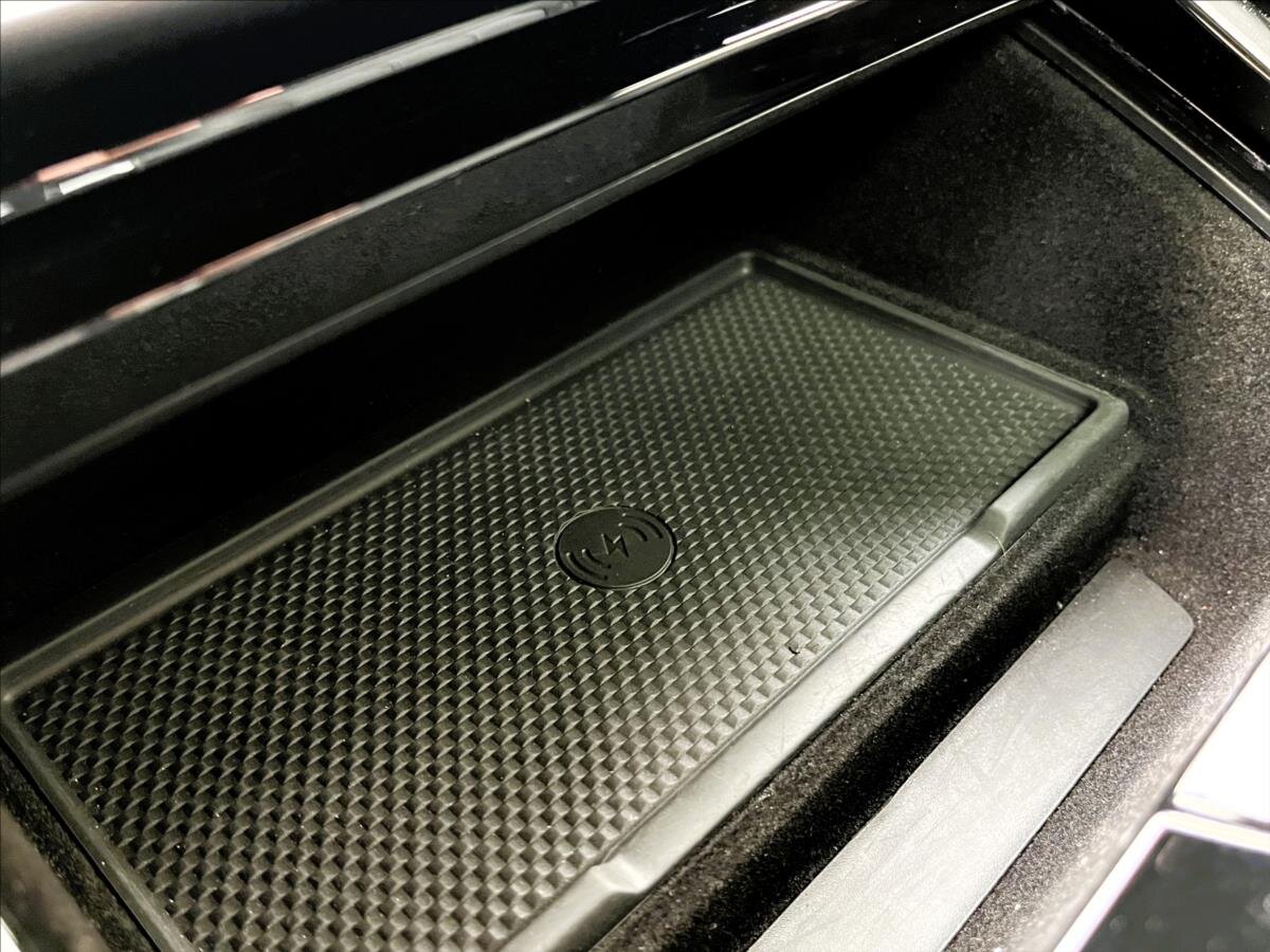 Land Rover Range Rover Sport SUV 3,0 l 221 kw