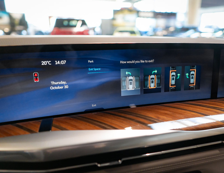 Cadillac Escalade 36