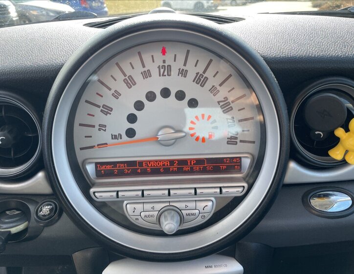 Mini Cooper Hatchback 1,6 l 88 kw