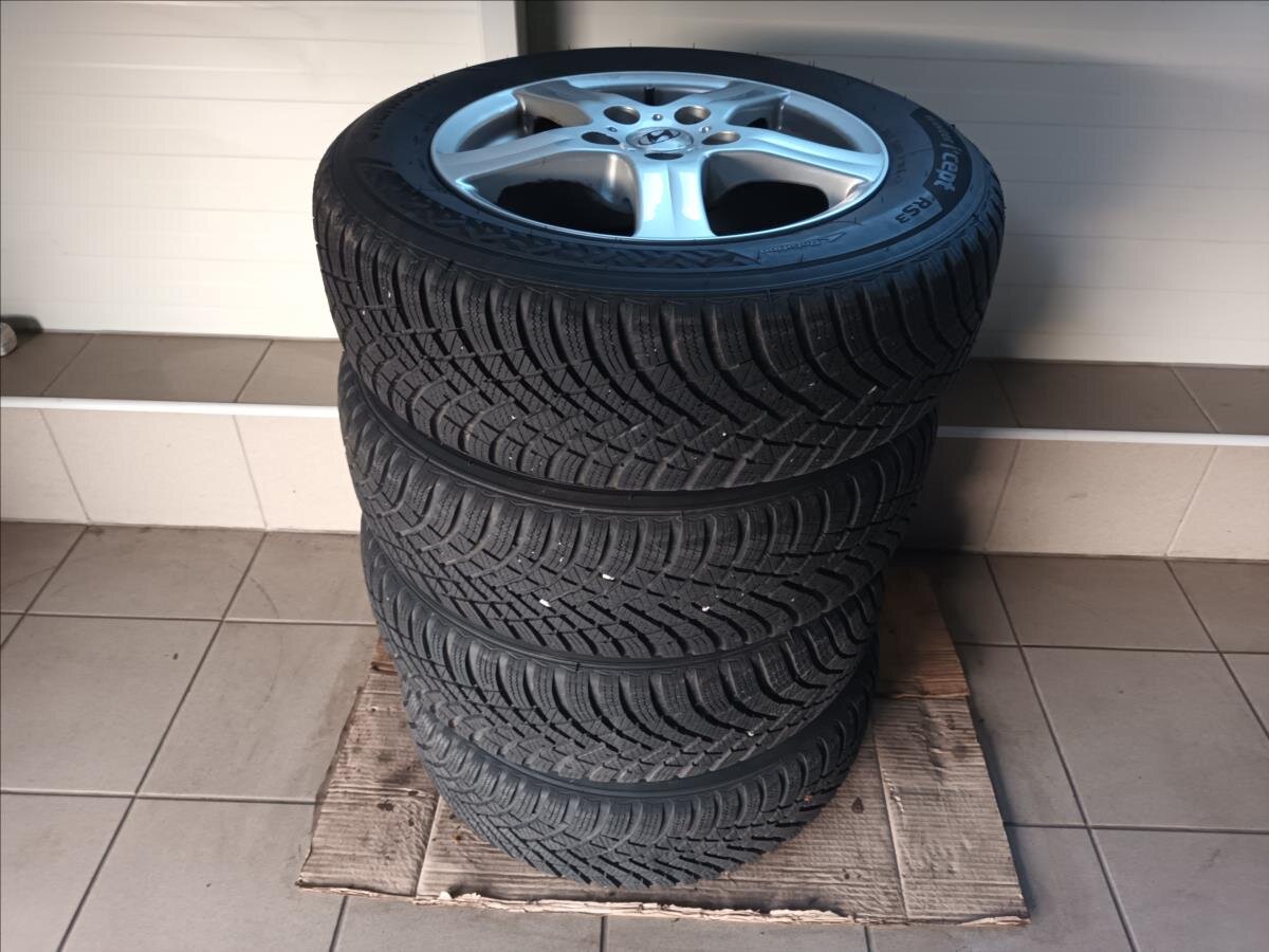 Hyundai i30 Hatchback 1,6 l 88 kw