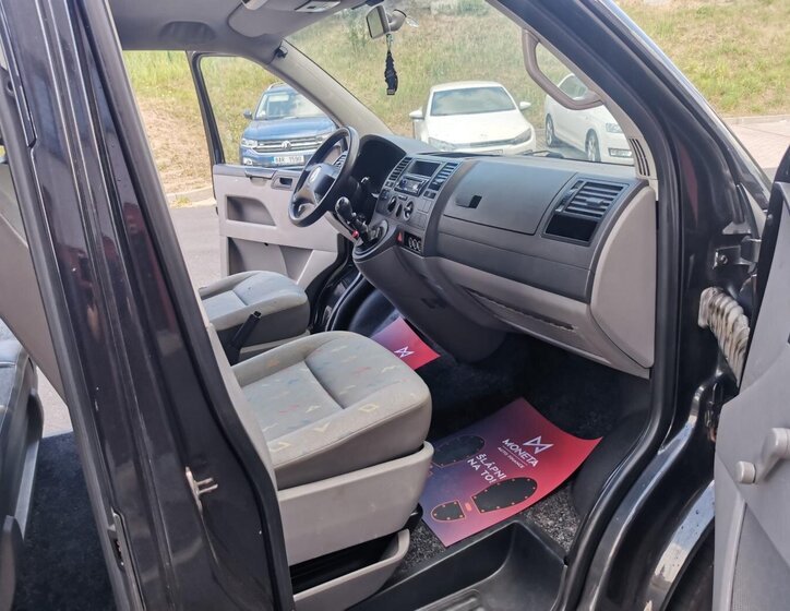 Volkswagen Multivan Kombi 1,9 l 0