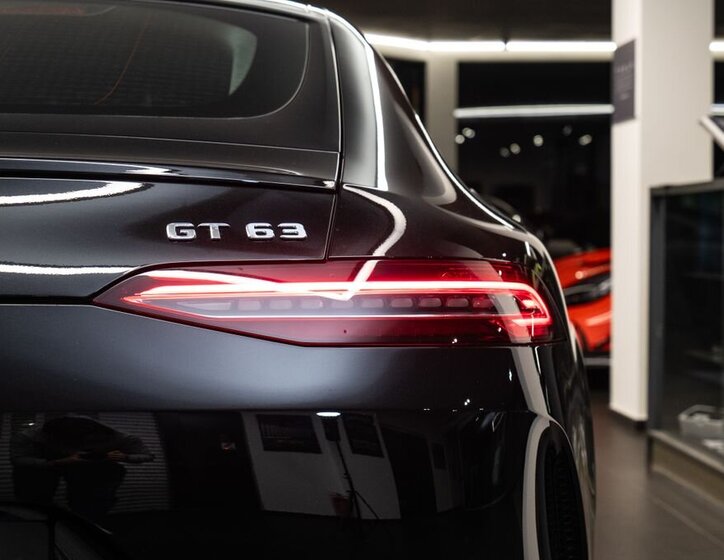 Mercedes-Benz AMG GT SUV / Terénní 4,0 l 430 kw